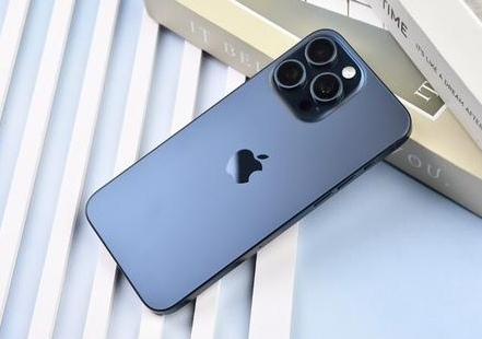 城关苹果维修点分享iPhone 15 Pro Max屏幕更换全新实操风险 